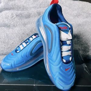 Women’s Nike air max 720 size 7 1/2 new never worn